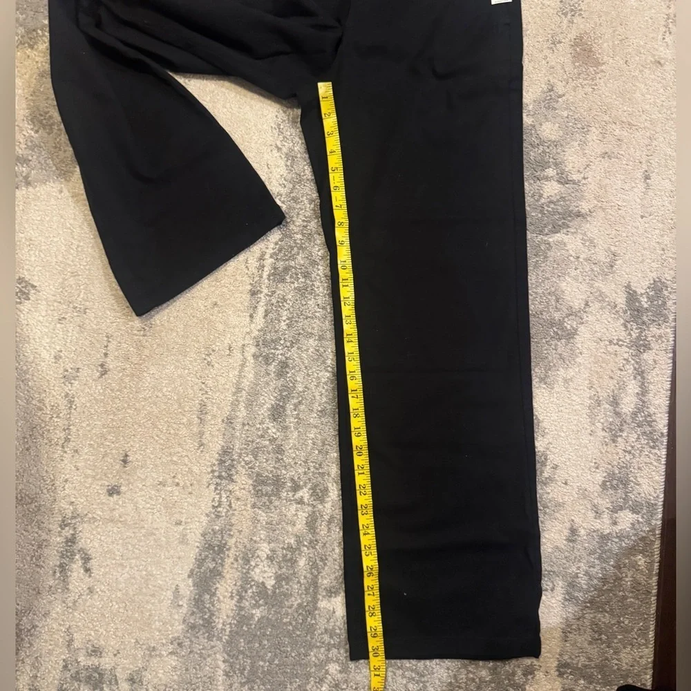 Men's NWT Black Old Navy Wide Leg Pants